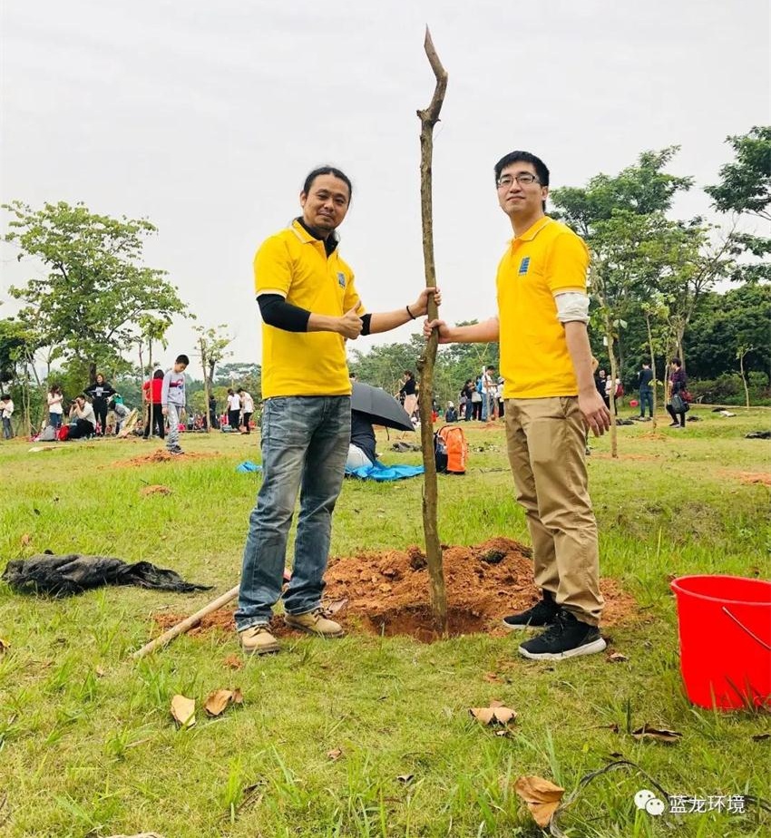 蓝龙环境2019年松山湖同心林慈善植树活动